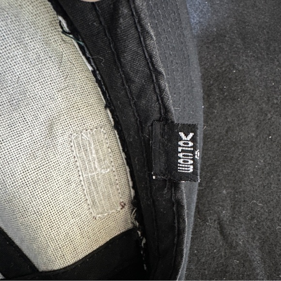 Volcom Wool Cap Hat Black With Leather - Picture 6 of 7